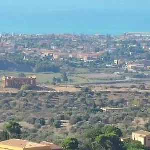 Pensión Casa Villaggio Pirandello Italia